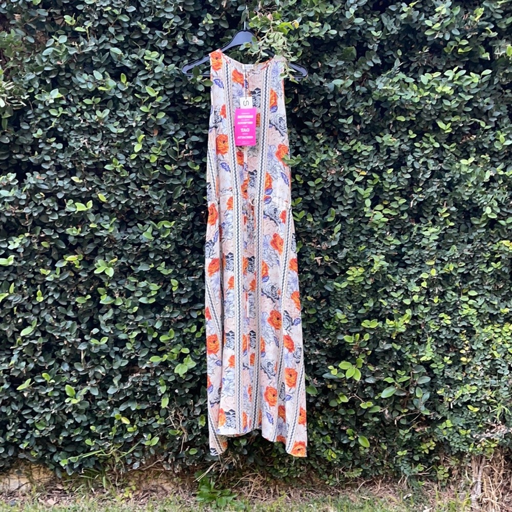 SUNO NWT Multi Floral 100% Silk Maxi Dress with pockets!